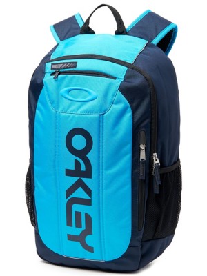 Köp Oakley Enduro 20L 2.0 Ryggsäck online på Blue Tomato wiggle.se | Oakley Enduro Ryggsäck (20 liter) | Ryggsäckar